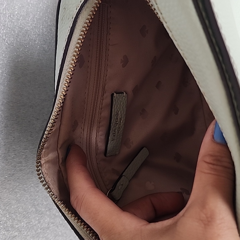 Kate Spade Crossbody Used - Picture 8 of 14